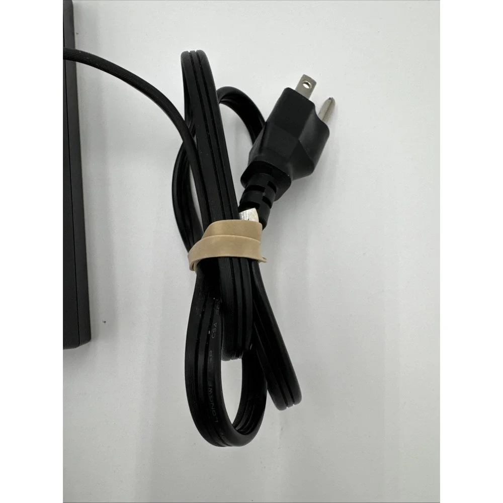 DELL DA130PE1-00 19.5V 6.7A Genuine‎ Original AC Power Adapter Charger